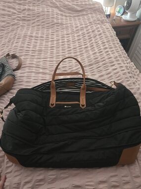 Stella & Dot Black Quilted Travel Duffel with Brown Trim